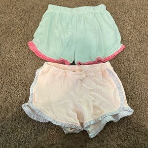 Good condition Squiggles shorts size girls 7